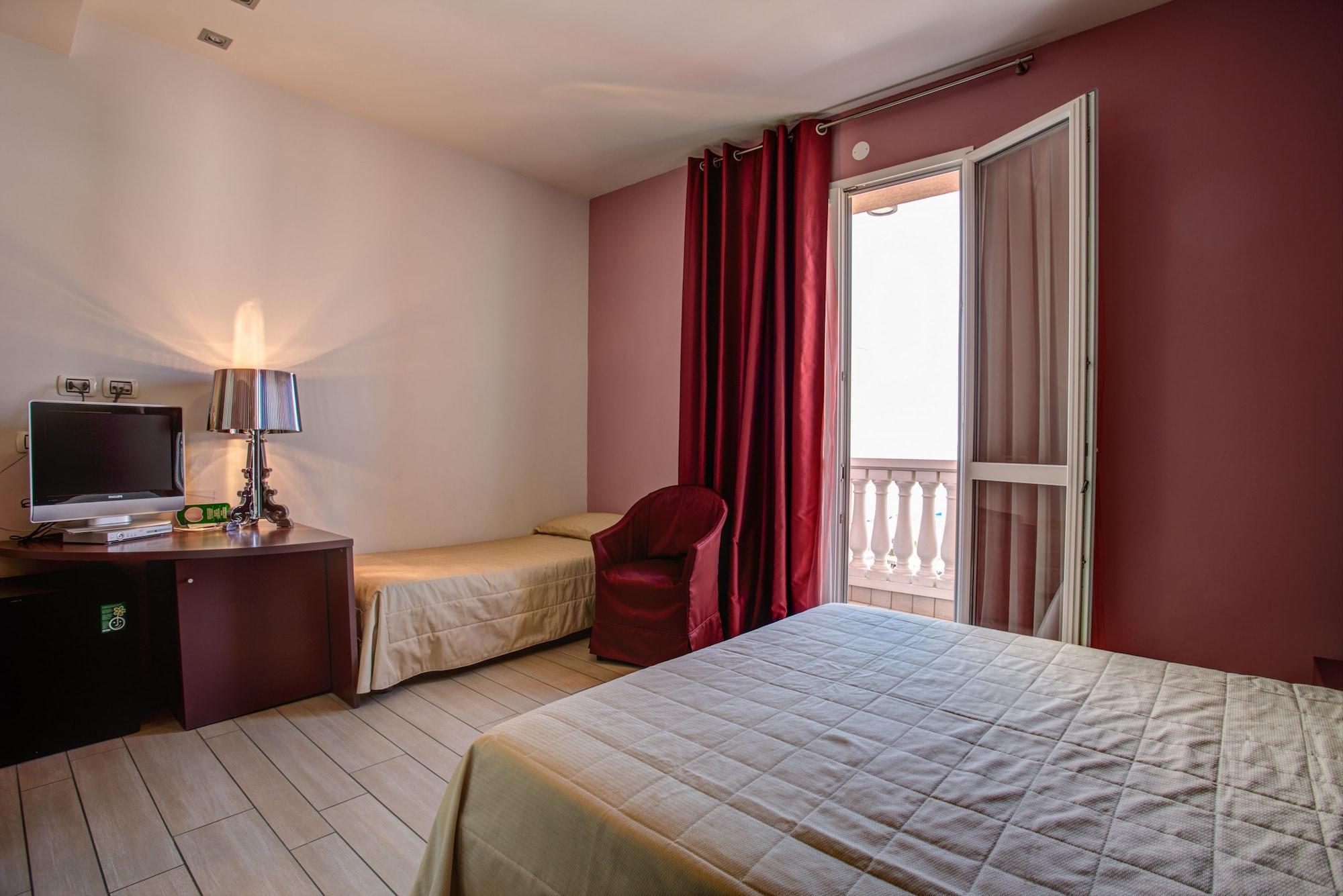 Hotel Fiamma & Spa Cesenatico Eksteriør billede