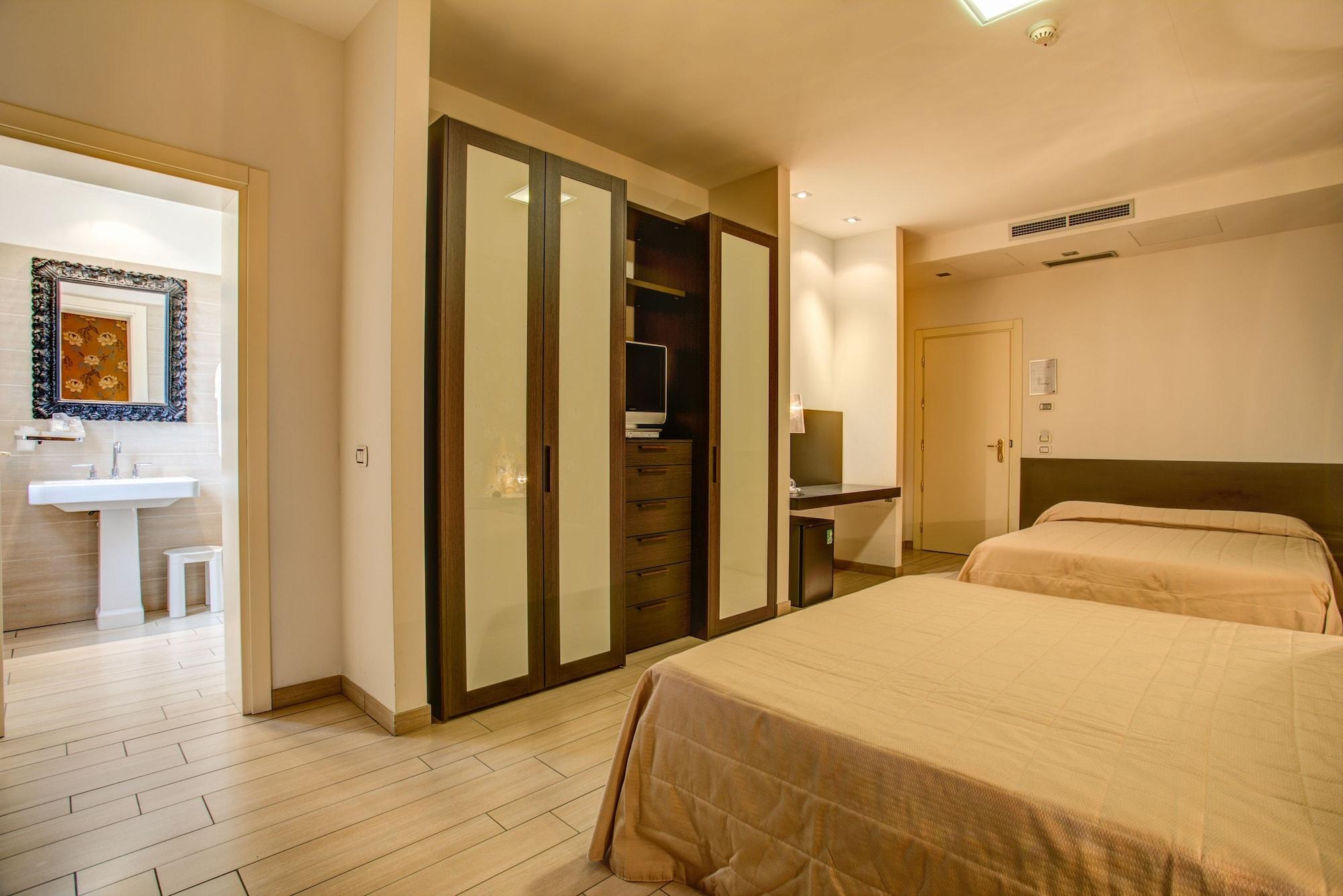 Hotel Fiamma & Spa Cesenatico Eksteriør billede