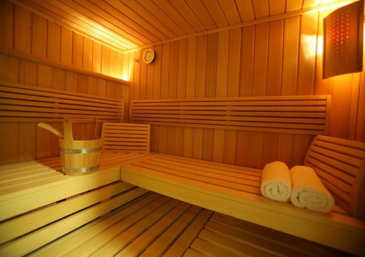 Hotel Fiamma & Spa Cesenatico Eksteriør billede
