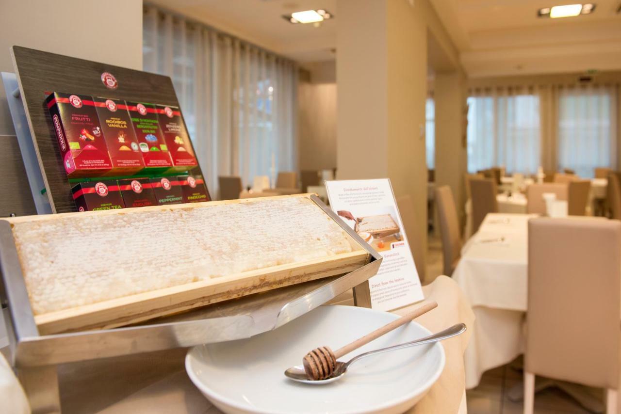 Hotel Fiamma & Spa Cesenatico Eksteriør billede