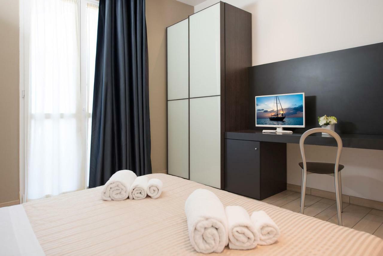 Hotel Fiamma & Spa Cesenatico Eksteriør billede