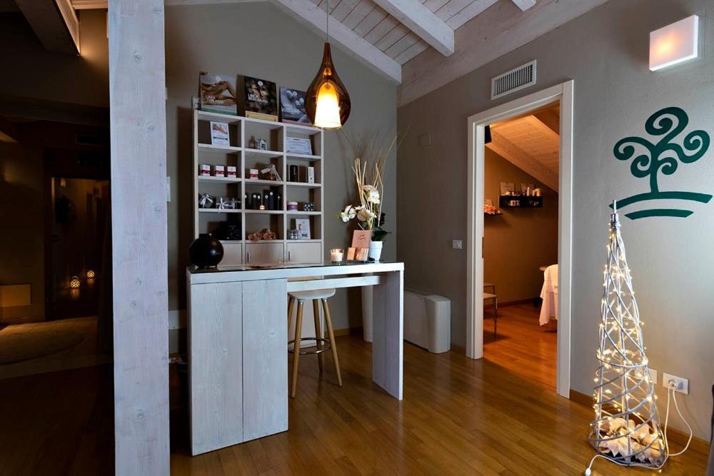 Hotel Fiamma & Spa Cesenatico Eksteriør billede